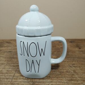 Rae Dunn SNOW DAY Magenta Blue Large 24 Oz Coffee Mug Winter Cap Lid Hat EC